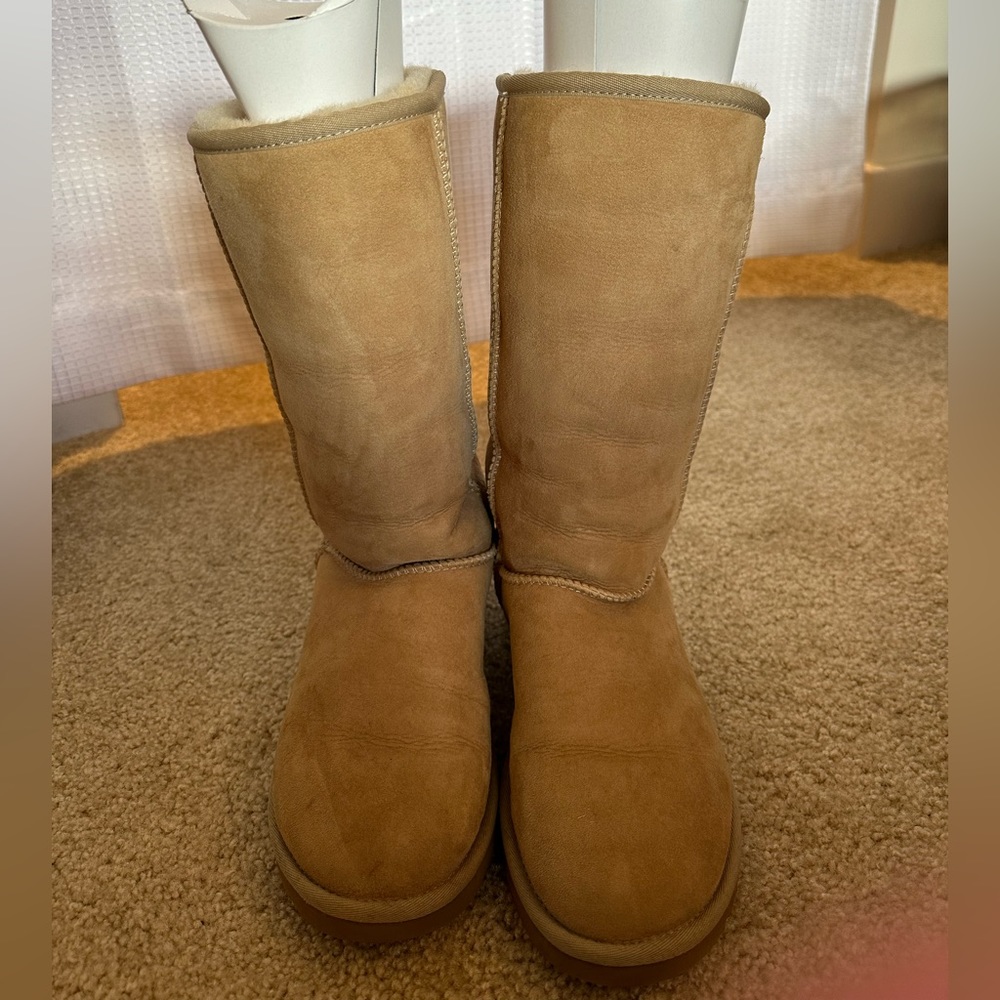 UGGs